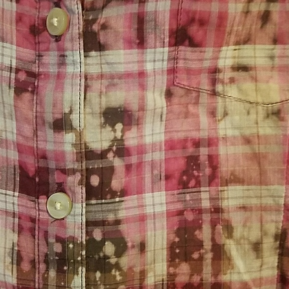 Distressed Flannel - Picture 3 of 4